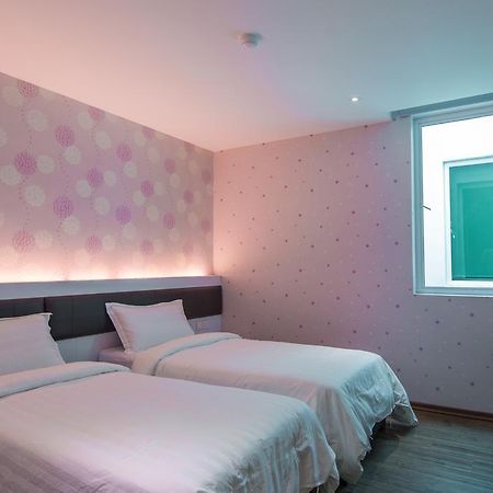 Riverfront Sentral Hotel Malacca ภายนอก รูปภาพ